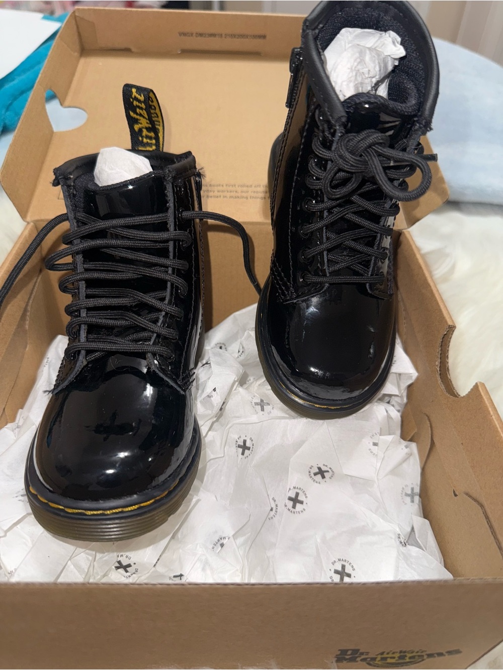 Dr. Martens Kids Black Patent Leather Lace-Up Boots - Picture 1 of 8